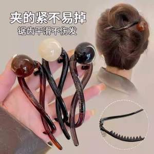 盘发扭扭夹 (1套5个) Hair Twist Clip #姐妹们介绍你🌹这个盘发扭扭夹来喽😍.盘发超简单方便扭一扭好看盘发就弄好了.后脑勺发夹抓夹推荐🌈.