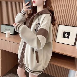 เสื้อแจ็คเก็ตเบสบอลแบบมีฮู้ดคอตตอนบุขนแกะหนาสไตล์ลำลองฤดูใบไม้ร่วง/ฤดูหนาว 2024 พร้อมกระเป๋า แขนยาว ปกติ