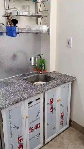 Bộ vòi bơm hút nước rửa chén gắn bồn rửa bát tự bơm hút dầu với ống dẫn silicon dài 12m