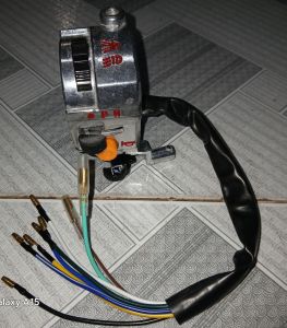 BỘ CÙM CÔNG TẮC ĐÈN XE CÚP DD8284869290 CÓ Đề VÀ không ĐỀ.ANH EM MUA HÀNG NÊN COI VIDEO TRƯỚC KHI ĐẶT HÀNG LH ZALÔ 0903761336.