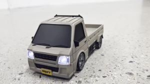 ZWN 1/24 Full-Scale Remote Control Drift Truck 2.4G Wireless Tricycle Model with LED Lights Suitable Rc Car for Children