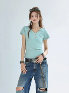 CHANT2nd | Slimming Design Short V-Neck Tee