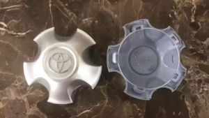 Logo chụp mâm ốp lazang bánh xe sau ô tô Toyota Land Cruiser 2002-2005 - Chất liệu nhựa ABS cao cấp