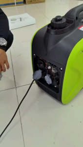 Portable Gasoline Super Silent 2200W Digital Inverter Power Generator