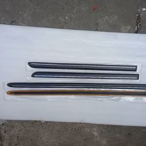 NẸP SƯỜN CÁNH CỬA TOYOTA VIOS 2003-2005 CÓ CHỈ MẠ