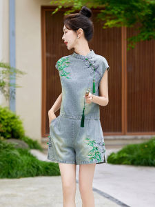 Retro Fashionable Denim Shorts Set Womens Stylish Vintage Short Pants Cotton Summer Outfit Two-Piece Ensemble Casual Wear