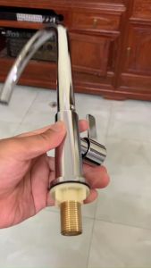 Hàng hót Giá siêu rẻ Vòi rửa chén bát đồng mạ Niken đơn 1 đường nước lạnhvòi rửa chén lạnh ổ bi không lỏng cần KENISI-VLT90