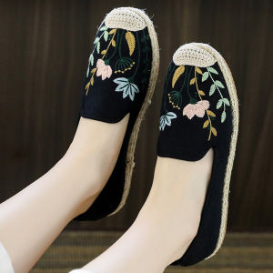Taiyi Traditional Beijing Cloth Shoes for Women Casual Low Heel Linen Handmade Embroidered Floral Shoes with Breathable Cow Tendon Sole