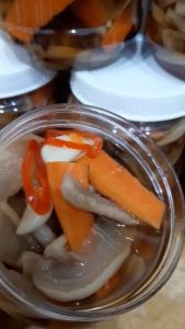 CỦ CẢI NGÂM NƯỚC TƯƠNG TỎI ỚT ( ăn chay được ) hủ 500gr