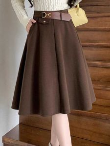 French Design Petite A-Line Wool Skirt