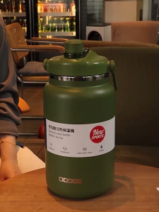 4L Large Tumbler with Straw-Double Wall Vacuum Insulated Stainless Steel Tumbler Hot Cold Retention
