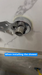 Kunci Pas Multifungsi Tingkat Semangat & Alat Perbaikan Pipa Wastafel