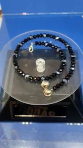 Gelang Kaki Crystal yg sangat Laris 2 warna 4mm 5mm Warna Ungu dan Warna Hitam automatic)Ikat dgn Cakuk and 2 biji Loceng