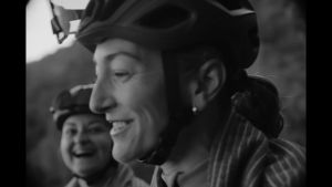 Garmin Edge 1050 - Black (Komputer Olahraga untuk Sepeda Premium)