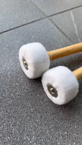 ไม้ตีกลองคุณภาพ หัวสักราด/หัวหนัง ด้ามไม้และด้ามเหล็ก มีให้เลือก 4 แบบ ไม้ตีกลองใหญ่ พร้อมส่ง