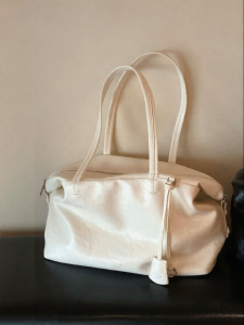CHIO‘2ND | Oversized Simple Style Soft Leather Tote Bag