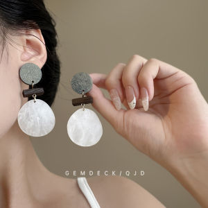 Retro Ethnic Style Irregular round Wood Earrings New Chinese Style Fashionable Small Statement Face Slimming Wooden Stud Earrings