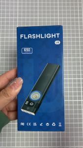 ASAFEE U8 ไฟฉายเอนกประสงค์แบบพกพา รวมพลังแสงสว่างสูง ดีไซน์กะทัดรัด และฟังก์ชันหลากหลายไว้ในหนึ่งเดียว เหมาะสำหรับการตั้งแคมป์ การทำงาน หรือการใช้งานทั่วไป