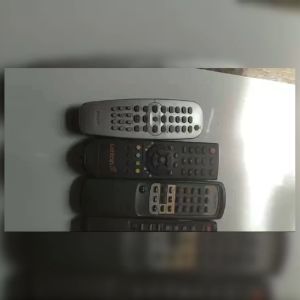PER BIJI REMOTE BEKAS BERBAGAI MEREK CAMPUR SKYNINDO PHILIPS MATRIX CENTRIN AIWA MOVING