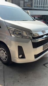 ไฟตัดหมอก รถตู้ โตโยต้า คอมมิวเตอร์ ไฮเอช ปี 2019-2022 ไฟสปอร์ตไลท์ ตำแหน่งเดิม ไฟตัดหมก สปอร์ตไลท์ Hiace Commuter พร้อมสายไฟ หลอด ครบชุด