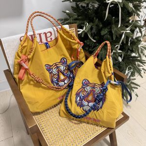กระเป๋าสะพายข้างแบบสะพายข้างสำหรับผู้หญิง ความจุขนาดใหญ่ กระเป๋าสะพายข้างแบบมีซิป กระเป๋าถือแบบสะพายข้างแบบอเนกประสงค์