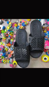 Dép tổ ong VAC ĐEN (Lùi 1 size) nhựa EVA siêu nhẹêm chânđủ size -Hàng chính hãng