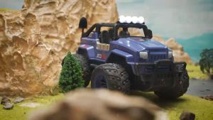 Remote Control Car All Terrain Remote Control Truck for Boy And Girl 2.4GHz Rc Car with Bodylight and Rechargeable Batteries 20KM/H Monster Truck Toys