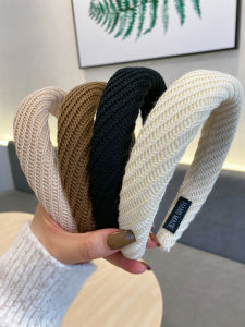 ถักแถบคาดศีรษะขอบกว้างเหมาะสําหรับรอบใบหน้าสูงหญิงสไตล์แฟชั่นกลางแจ้งอุปกรณ์เสริมผม