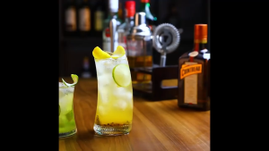 Ly Thủy Tinh Sọc Cong 500ml Ly Uống Nước Ép Trà Trái Cây Soda Cold Brew Cao Cấp Decor Quán