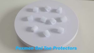 Pexmen 4/8/16Pcs Silicone Toe Protectors Open Pinky Toe Sleeves Gel Toe Cushions Toe Covers for Corn Blisters and Calluses