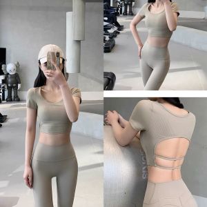 เสื้อออกกำลังกายสั้นแขนกุดเซ็กซี่สีชมพูสำหรับผู้หญิง ชุดโยคะ Pilates วิ่ง ฟิตเนส ป้องกันแรงกระแทก ผ้าไนลอน ระบายอากาศได้ดี แห้งเร็ว ยืดหยุ่นสูง