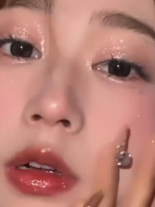 FLORTTE Liquid Eyeshadow 💄 FLORTTE花洛莉亚BUNNY液体眼影 Pembayang Mata Cecair Silkworm Highlight Warna Tahan Lama Silkworm Brightening Glitter Eye Shimmer