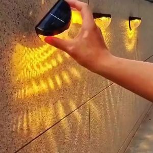 1/2/4 Đèn Tường Năng Lượng Mặt Trời Ngoài Trời 6LED Hình Bán Tròn IP65 Chống Nước Sân Vườn Sân Thượng Sân Bước Ánh Sáng Phong Cảnh Phong Cách Hiện Đại