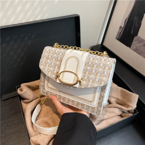 [Hot-selling womens bags] Korean version woven small bag womens spring and summer new foreign-style retro woolen chain small square bag womens bag