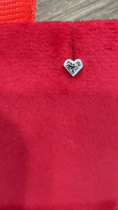 Poh Heng Jewellery 18K Heart Earrings in White Gold