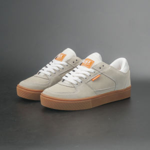 G-011 Series Bread Shoe Cold Dip Cowhide BMX Dirt Bike Board Shoes mid Top Shock Absorption Mens Sport Shoes Breathable Wear Resistant