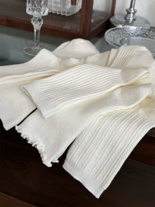 White Pure Cotton Mid-Calf Socks for Women with Wood Grain Ruffle Edge Solid Color Suitable for Spring Autumn And Winter