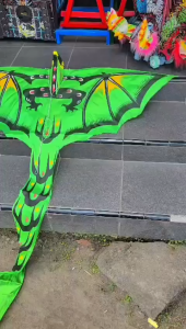 Mainan Anak-Anak Layangan Lipat Model Naga