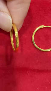 Poh Heng Jewellery 22K Huggies Earrings in Yellow Gold [Price By Weight]