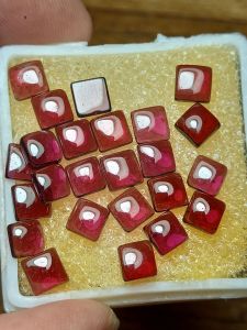 natural garnet kotak