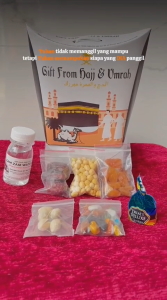 Oleh-oleh Haji dan Umroh Paket Hemat G 10 Dus isi Air Zamzam