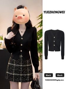 YUEZHONGWEI | Elegant Short Fitted V-Neck Knit Cardigan Black