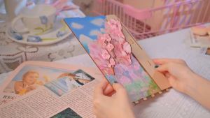 Tonecheer DIY Book Nook Sakuras Travel Puzzles (TQ119) DIY Miniature Dollhouse