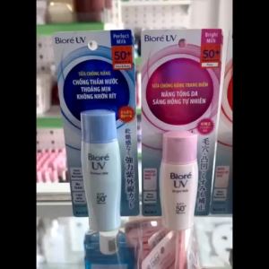 Mẫu mới kem chống nắng dạng sữa Bioré Smooth Velvet UV màng nhung NL053 đặc biệt không gây mụn 30ml