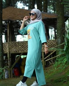 baju fashion wanita midi dress terbaru 2022 / midi dress aldira motif boneka - mint