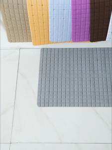 Spring Home ห้องน้ำลื่น แผ่นกันลื่นในห้องน้ำ pvc สี่เหลี่ยมธรรมดา ทนทาน พรมกันลื่นในห้องน้ำ ล้างออกง่าย ไม่เปลี่ยนรูปร่าง