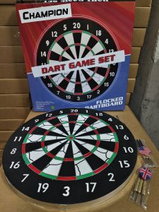 Champion FLOCKED PAPER DARTBOARD with free 6 pieces dartpins