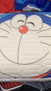 gối cao su non cho bé Doremon mềm mại và thoáng mát kích thước 30x50cm