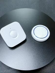 Wireless Dog Doorbell   Used for Door Basin Training Communication out Dog Doorbell  LED Flash Lamp  2 Button 2 Receiving