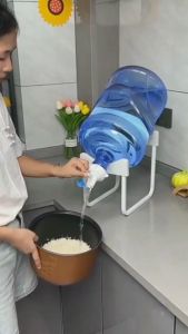 Detachable Bracket Gallon Stand & Faucet Set: A Versatile Water Storage Solution